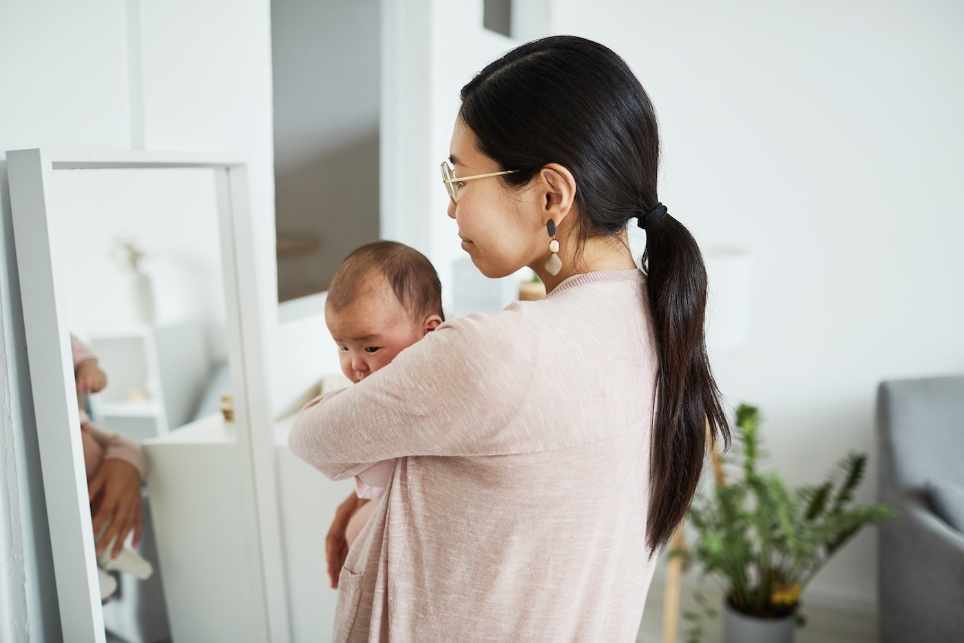 Apa Itu Baby Blues? Ini Penyebab dan Cara Mengatasinya